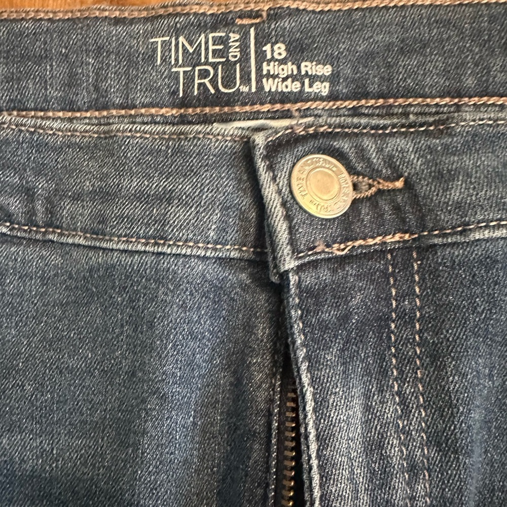 Time and Tru Women's High Rise Jeans - Dark Blue